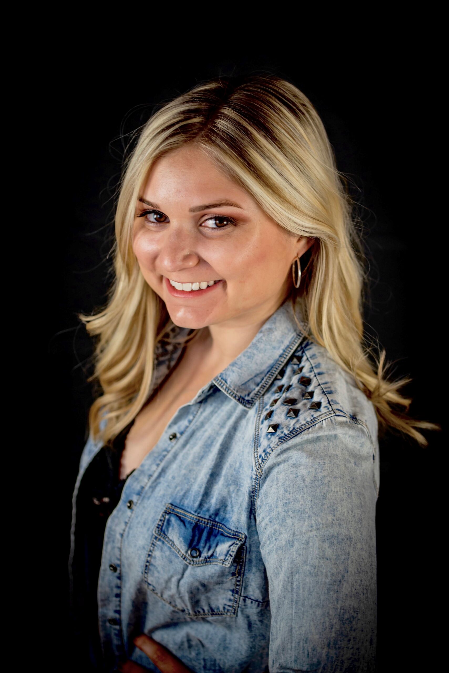 Headshot of Katelyn Braunegg<br />
Event Co-Chair